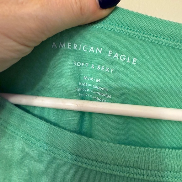 AMERICAN EAGLE GREEN CREW NECK SHORT SLEEVE SOFT AND SEXY LOOSE CROP TEE- MEDIUM - Picture 2 of 3